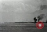 Standbild Vereinigten Staaten Marines Peleliu Palau Inseln, 1944, aus Sekunde 32 historischem Filmmaterial Videoclip 65675022940