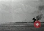Standbild Vereinigten Staaten Marines Peleliu Palau Inseln, 1944, aus Sekunde 33 historischem Filmmaterial Videoclip 65675022940