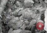 Standbild 5th Marines Division Peleliu Palau Inseln, 1944, aus Sekunde 4 historischem Filmmaterial Videoclip 65675022950