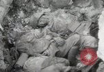 Standbild 5th Marines Division Peleliu Palau Inseln, 1944, aus Sekunde 5 historischem Filmmaterial Videoclip 65675022950