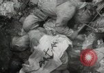 Standbild 5th Marines Division Peleliu Palau Inseln, 1944, aus Sekunde 12 historischem Filmmaterial Videoclip 65675022950