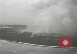 Standbild 5th Marines Division Peleliu Palau Inseln, 1944, aus Sekunde 39 historischem Filmmaterial Videoclip 65675022951