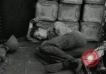 Standbild Vereinigten Staaten Marines Peleliu Palau Inseln, 1944, aus Sekunde 5 historischem Filmmaterial Videoclip 65675022955