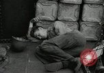 Standbild Vereinigten Staaten Marines Peleliu Palau Inseln, 1944, aus Sekunde 6 historischem Filmmaterial Videoclip 65675022955