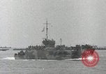 Standbild Vereinigten Staaten Marines Peleliu Palau Inseln, 1944, aus Sekunde 43 historischem Filmmaterial Videoclip 65675022955