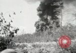 Standbild Vereinigten Staaten Marines Peleliu Palau Inseln, 1944, aus Sekunde 5 historischem Filmmaterial Videoclip 65675022957