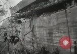 Standbild Vereinigten Staaten Marines Peleliu Palau Inseln, 1944, aus Sekunde 25 historischem Filmmaterial Videoclip 65675022957