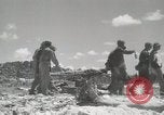 Standbild 5th Marine Division Peleliu Palau Inseln, 1944, aus Sekunde 22 historischem Filmmaterial Videoclip 65675022958