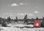 Standbild 5th Marine Division Peleliu Palau Inseln, 1944, aus Sekunde 34 historischem Filmmaterial Videoclip 65675022958