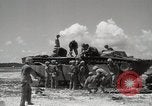 Standbild 5th Marine Division Peleliu Palau Inseln, 1944, aus Sekunde 39 historischem Filmmaterial Videoclip 65675022958
