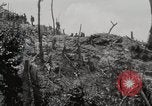 Standbild 5th Marine Division Peleliu Palau Inseln, 1944, aus Sekunde 14 historischem Filmmaterial Videoclip 65675022959