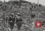 Standbild 5th Marine Division Peleliu Palau Inseln, 1944, aus Sekunde 36 historischem Filmmaterial Videoclip 65675022959