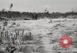 Standbild 5th Marine Division Peleliu Palau Inseln, 1944, aus Sekunde 54 historischem Filmmaterial Videoclip 65675022959