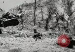Standbild 5th Marine Division Peleliu Palau Inseln, 1944, aus Sekunde 57 historischem Filmmaterial Videoclip 65675022959