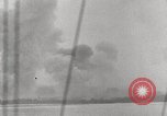 Standbild 5th Marine Division Peleliu Palau Inseln, 1944, aus Sekunde 16 historischem Filmmaterial Videoclip 65675022960