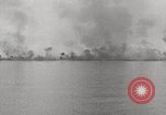 Standbild 5th Marine Division Peleliu Palau Inseln, 1944, aus Sekunde 33 historischem Filmmaterial Videoclip 65675022960