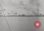 Standbild 5th Marine Division Peleliu Palau Inseln, 1944, aus Sekunde 45 historischem Filmmaterial Videoclip 65675022960