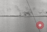 Standbild 5th Marine Division Peleliu Palau Inseln, 1944, aus Sekunde 60 historischem Filmmaterial Videoclip 65675022960