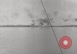Standbild 5th Marine Division Peleliu Palau Inseln, 1944, aus Sekunde 62 historischem Filmmaterial Videoclip 65675022960