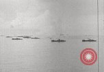 Standbild 5th Marine Division Peleliu Palau Inseln, 1944, aus Sekunde 1 historischem Filmmaterial Videoclip 65675022961