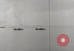 Standbild 5th Marine Division Peleliu Palau Inseln, 1944, aus Sekunde 16 historischem Filmmaterial Videoclip 65675022961