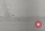 Standbild 5th Marine Division Peleliu Palau Inseln, 1944, aus Sekunde 35 historischem Filmmaterial Videoclip 65675022961
