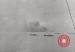 Standbild 5th Marine Division Peleliu Palau Inseln, 1944, aus Sekunde 51 historischem Filmmaterial Videoclip 65675022961