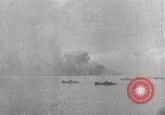 Standbild 5th Marine Division Peleliu Palau Inseln, 1944, aus Sekunde 57 historischem Filmmaterial Videoclip 65675022961