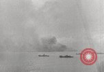 Standbild 5th Marine Division Peleliu Palau Inseln, 1944, aus Sekunde 58 historischem Filmmaterial Videoclip 65675022961