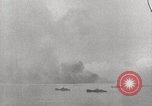 Standbild 5th Marine Division Peleliu Palau Inseln, 1944, aus Sekunde 61 historischem Filmmaterial Videoclip 65675022961