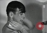 Standbild United States Marine Corps Peleliu Palau Inseln, 1944, aus Sekunde 5 historischem Filmmaterial Videoclip 65675022963