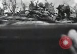 Standbild United States Marine Corps Peleliu Palau Inseln, 1944, aus Sekunde 35 historischem Filmmaterial Videoclip 65675022964