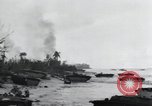 Standbild United States Marine Corps Peleliu Palau Inseln, 1944, aus Sekunde 40 historischem Filmmaterial Videoclip 65675022964