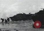 Standbild United States Marine Corps Peleliu Palau Inseln, 1944, aus Sekunde 44 historischem Filmmaterial Videoclip 65675022964