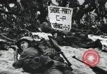 Standbild United States Marine Corps Peleliu Palau Inseln, 1944, aus Sekunde 54 historischem Filmmaterial Videoclip 65675022964