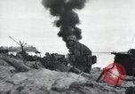 Standbild United States Marine Corps Peleliu Palau Inseln, 1944, aus Sekunde 60 historischem Filmmaterial Videoclip 65675022964