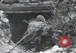 Standbild United States Marine Corps Peleliu Palau Inseln, 1944, aus Sekunde 7 historischem Filmmaterial Videoclip 65675022965
