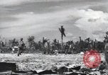Standbild United States Marine Corps Peleliu Palau Inseln, 1944, aus Sekunde 16 historischem Filmmaterial Videoclip 65675022965