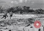 Standbild United States Marine Corps Peleliu Palau Inseln, 1944, aus Sekunde 19 historischem Filmmaterial Videoclip 65675022965