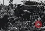 Standbild United States Marine Corps Peleliu Palau Inseln, 1944, aus Sekunde 30 historischem Filmmaterial Videoclip 65675022965