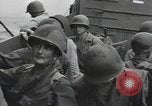 Standbild 81 Army Division Peleliu Palau Inseln, 1944, aus Sekunde 8 historischem Filmmaterial Videoclip 65675022966