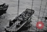 Standbild 81 Army Division Peleliu Palau Inseln, 1944, aus Sekunde 10 historischem Filmmaterial Videoclip 65675022966
