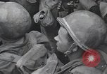 Standbild 81 Army Division Peleliu Palau Inseln, 1944, aus Sekunde 19 historischem Filmmaterial Videoclip 65675022966