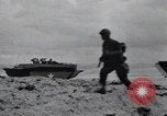 Standbild 81 Army Division Peleliu Palau Inseln, 1944, aus Sekunde 41 historischem Filmmaterial Videoclip 65675022966