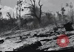 Standbild 81 Army Division Peleliu Palau Inseln, 1944, aus Sekunde 60 historischem Filmmaterial Videoclip 65675022966