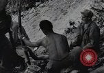 Standbild blutige Nase Ridge Peleliu Palau Inseln, 1944, aus Sekunde 39 historischem Filmmaterial Videoclip 65675022968