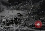 Standbild blutige Nase Ridge Peleliu Palau Inseln, 1944, aus Sekunde 60 historischem Filmmaterial Videoclip 65675022968
