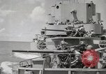 Image Destroyer d'escorte Frament USS (DE-677) Les exercices de tir United States USA, 1944, de la seconde 36 séquences d'archives historiques vidéo 65675022983