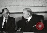 Image des résidants de l'île de Terre-Neuve Saint Johns Terre-Neuve, 1948, de la seconde 8 séquences d'archives historiques vidéo 65675023018