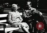 Image des résidants de l'île de Terre-Neuve Saint Johns Terre-Neuve, 1948, de la seconde 11 séquences d'archives historiques vidéo 65675023018